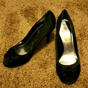 Black cloth heels